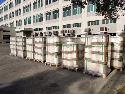 100-4500m Długość Gloss BOPP Thermal Lamination Film Wliczone cechy specjalne