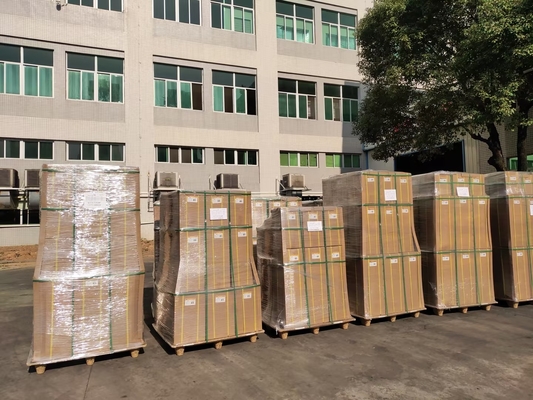 100-4500m Długość Gloss BOPP Thermal Lamination Film Wliczone cechy specjalne