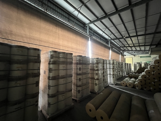 100-4500m Długość Gloss BOPP Thermal Lamination Film Wliczone cechy specjalne