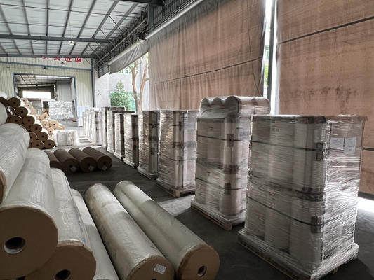 Ulepsz materiały drukowane błyszczącą folia laminacyjna BOPP w wersji termicznej