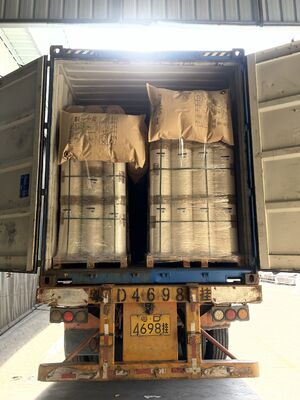 Film laminacyjny cyfrowy Film laminacyjny na gorąco o grubości 25-125 mikronów, grubość 100-3000 metrów na rolkę i klej wrażliwy na ciśnienie lub aktywowany cieplnie