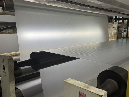 Glossy PET Thermal Lamination Film z dostosowalnym rdzeniem papierowym i odpornością na temperaturę do 130°C dla trwałego opakowania