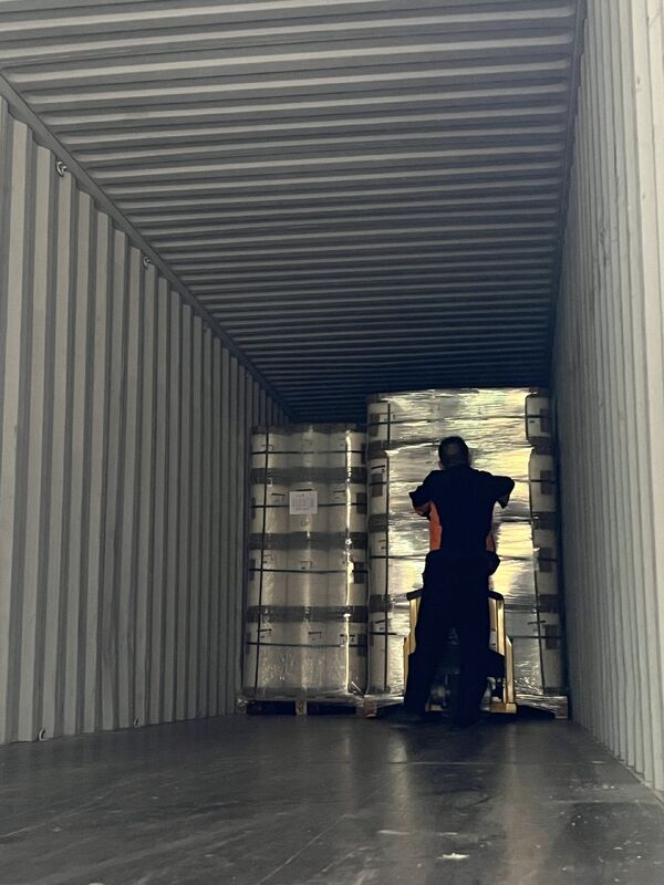 Soft Hardness Digital Laminating Film with 25 to 125 Microns Thickness and 3 Inch Paper Core for Professional Lamination