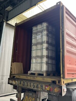 Film laminacyjny do książek z prędkością laminacji 400 m/min. Wysoka odporność na roztrzask i okres trwałości 12 miesięcy dla trwałej ochrony