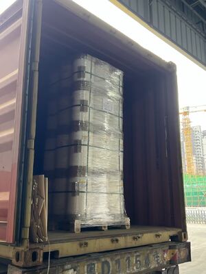 Film laminacji termicznej PET odporny na wilgoć z błyszczącą powierzchnią i odporny na temperaturę do 130°C