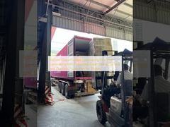 Folia do laminowania na gorąco do plakatów, powlekana błyszcząco, zapewniająca przezroczystą, błyszczącą powierzchnię i trwałą ochronę plakatów